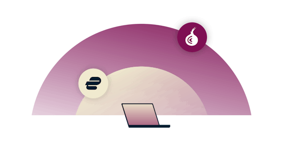 Ноутбук, на котором изображен ноутбук, защищенный VPN, а над ним — Tor.